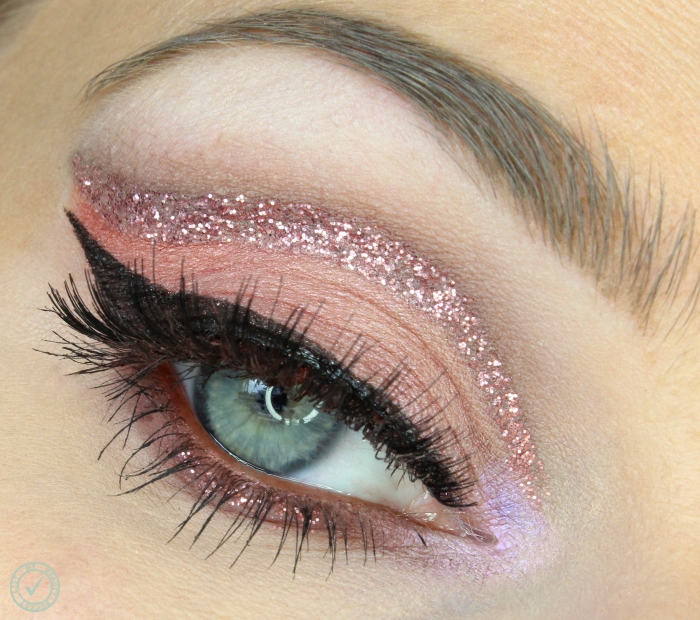 Glitter Eye Makeup Trends