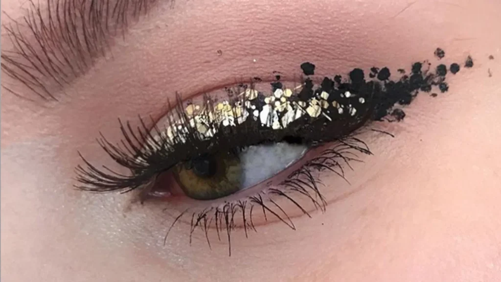 Glitter Eye Makeup Trends