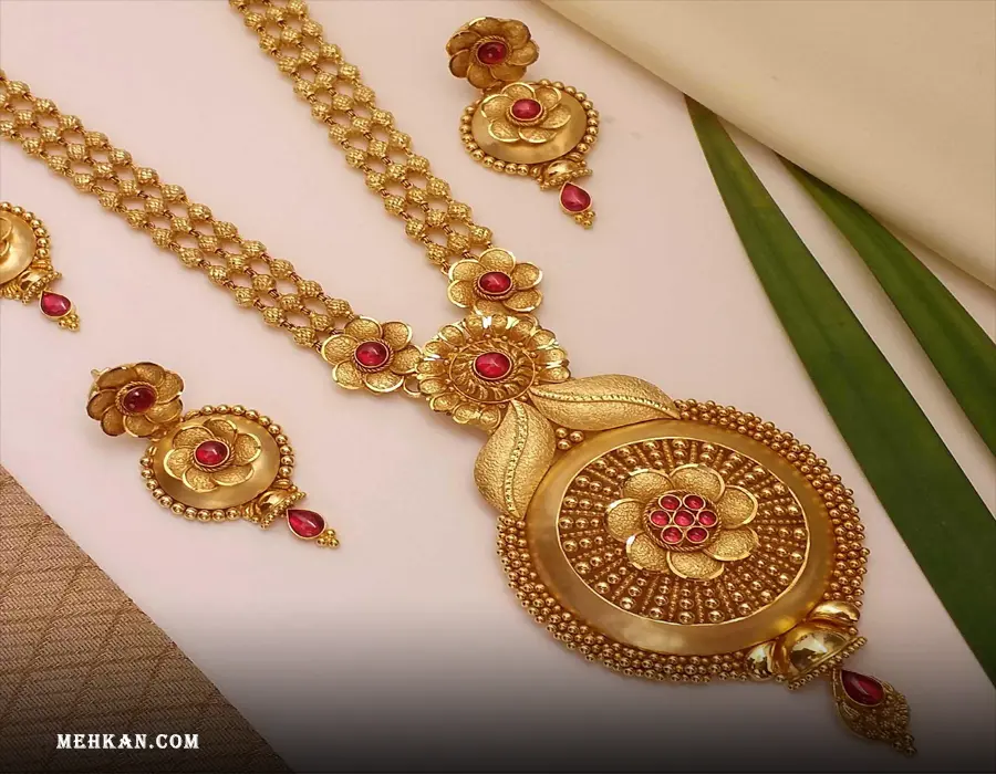 Long Gold Necklace Designs