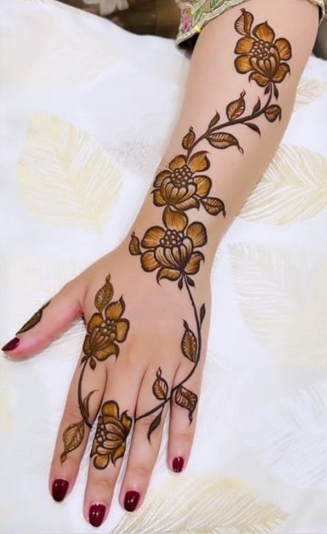 Henna Flower